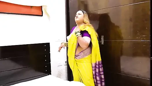 Hintli desi kız üvey erkek kardeşiyle sikiliyor, sert desi seks