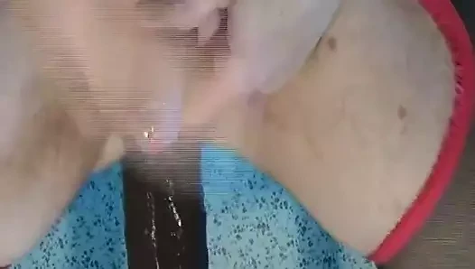 Ben oturmak ata biner gibi bir siyah büyük yapay penis ve mastürbasyon yapmak 1