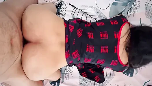 DESI BHABHI KI CHUT CHUDAI KI BIHARI NE KAALE MOTE LUND SE