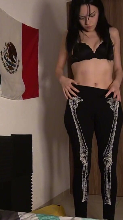 GIVING MY NEIGHBOR A BITCH WHAT SHE DESERVES | Clip 1