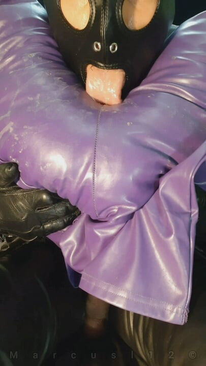Making Him Explode All Over My Ass In Sexy Leather Leggins P2