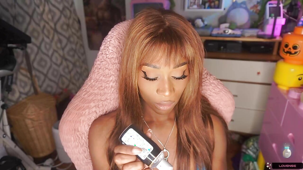 ebony trans girl Vanniall edges for two hours in a tiny blue bikini - ending in a HUGE self facial! full webcam show