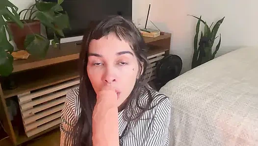 Nika удовлетворяет своего бойфренда