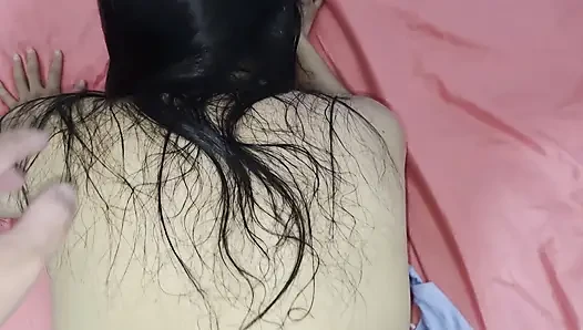 Cewek itu ngasih aku hadiah terbaik... (Malam yang tak terlupakan)"