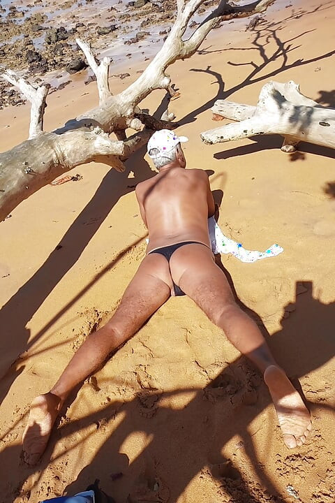 Ladysilva in panties on the beach what a hot ass
