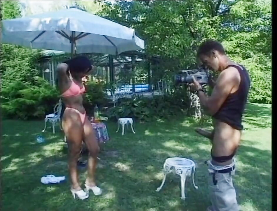 Frumos model face sex cu fotograful său cu o pulă tare