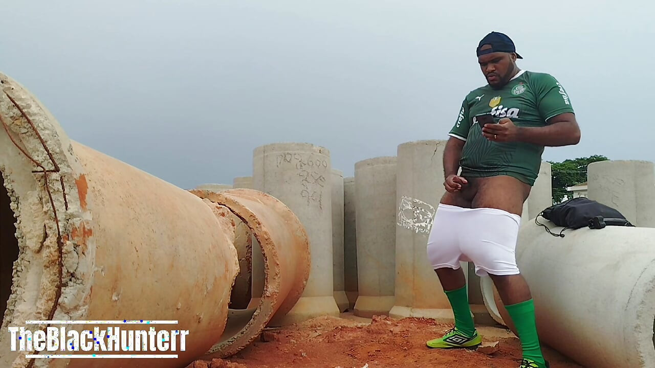 After the game I went to the construction to play with my big ass