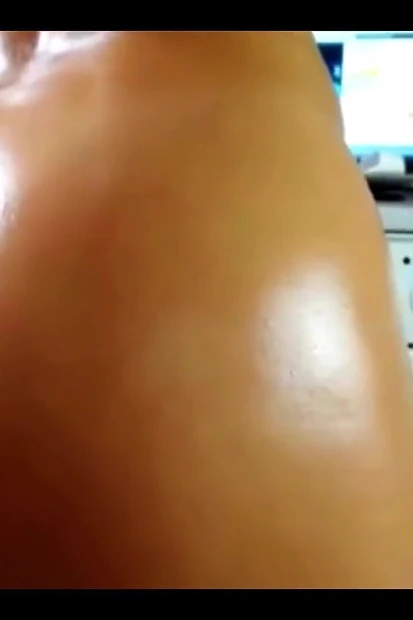 Sensual Seduction: Sexydea's Plugged Ass Tease and Temptation!