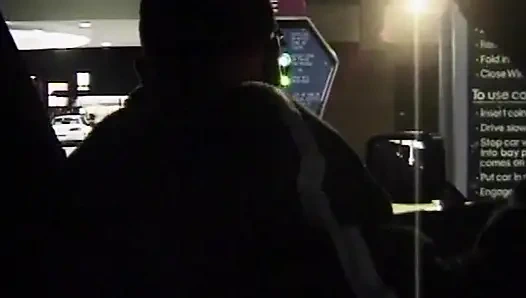 Heiße Lesbenfahrt im Taxi
