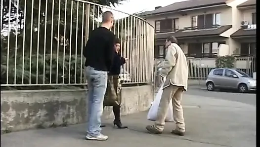 Ugly girl loves in pussy