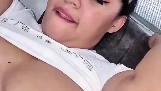 Я просто хочу быть с тобой трахаться и сунуть свои пальцы в твою задницу.