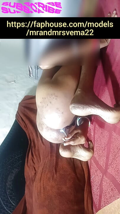 Primera vez en solo del culo a la boca, pedo anal con tapones anales