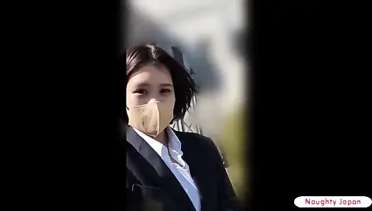 Ketegangan. Cewek seksi dengan seragam pedesaan lagi asik muasin memeknya sendirian dengan seragam di pedesaan