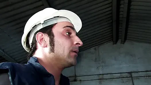 Kızıl saçlı bebek ve zenci arkadaşı dörtlü sekste götten sikiliyor