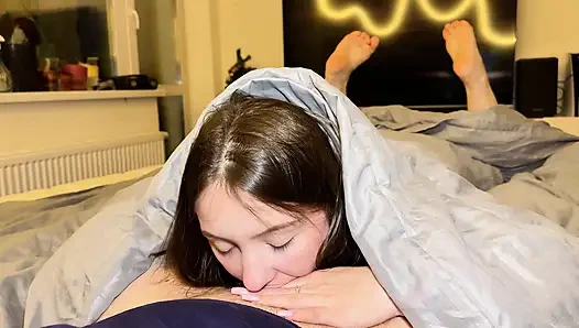 Seks pagi dengan putri tiri muda! secara tidak sengaja di dalamnya ...