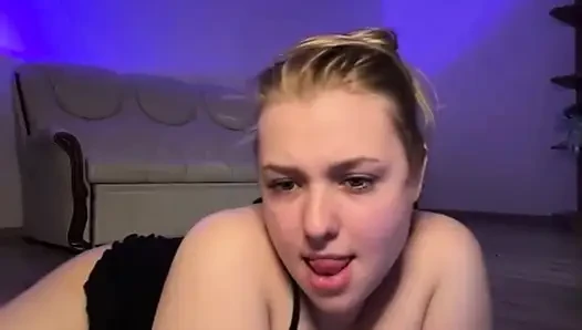 Jucielussies natural boobs bouncing and playing