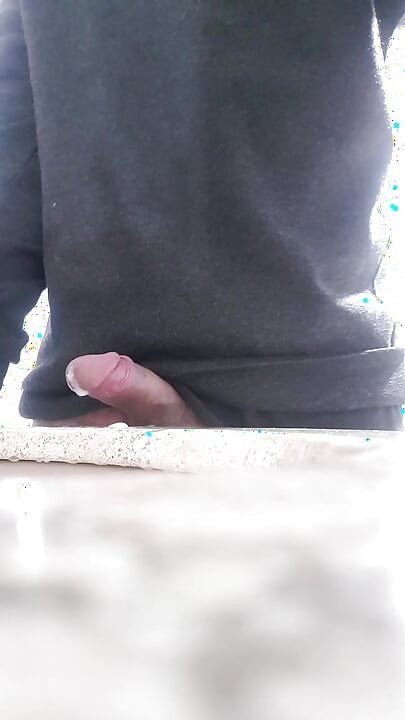Hands free pee and cum