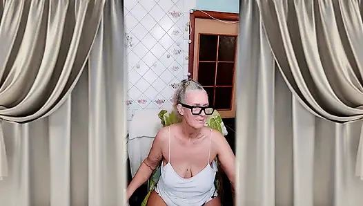 Fun flirting in the kitchen. Lukerya in glasses.
