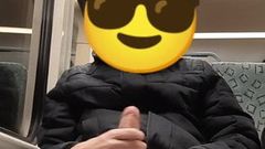 Masturbando no trem