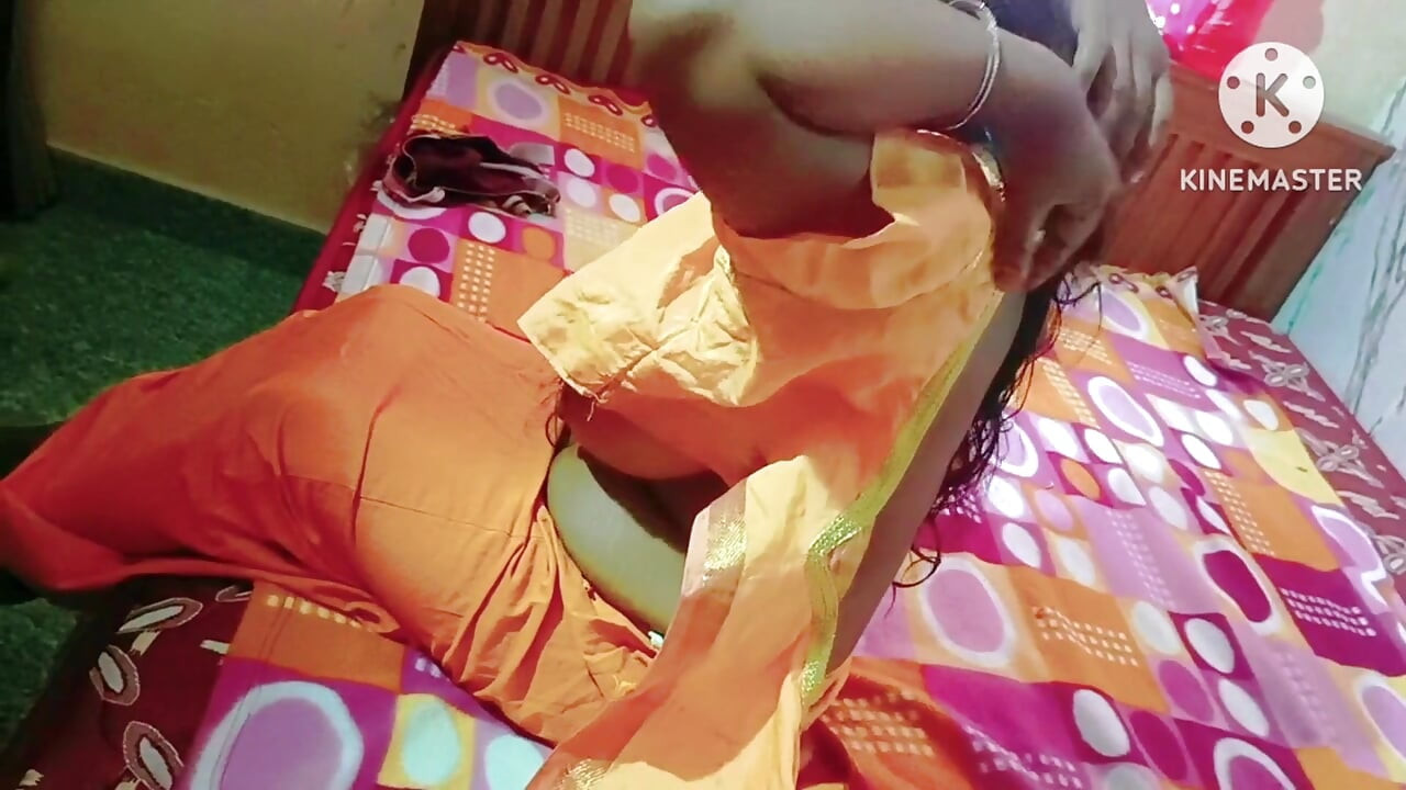 Com tesão bhabhi seduziu seu cunhado - completo romântico tamil audio com gemido alto