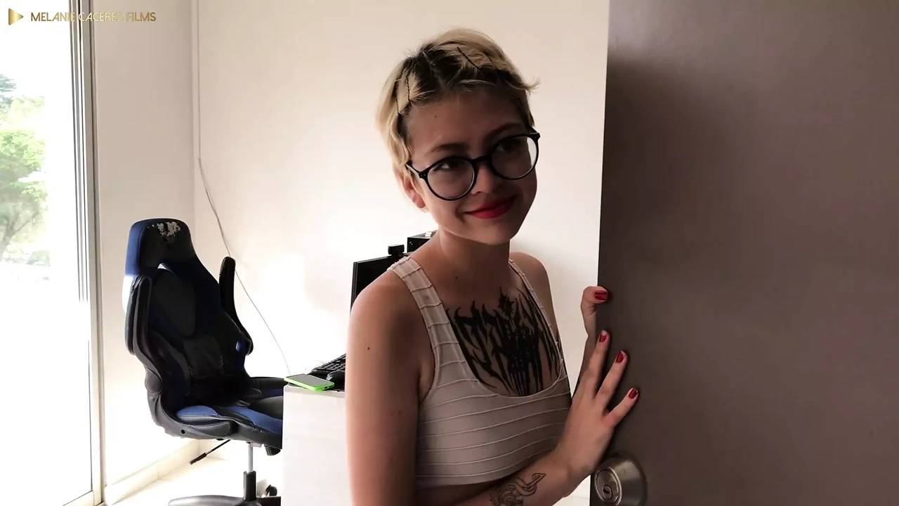 我用身体付钱给搅拌机技术人员 - 宝贝