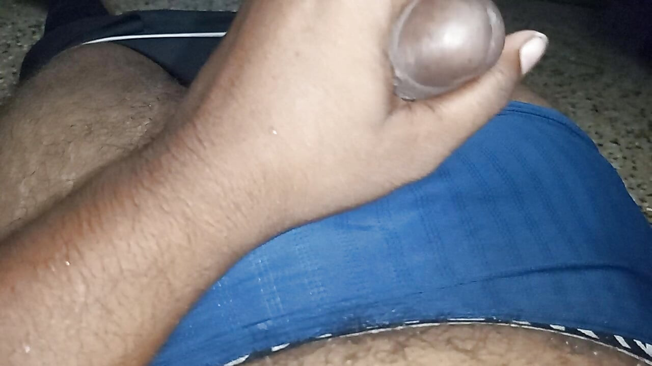 Indiana fode kinnar anal com peitos lambendo 1