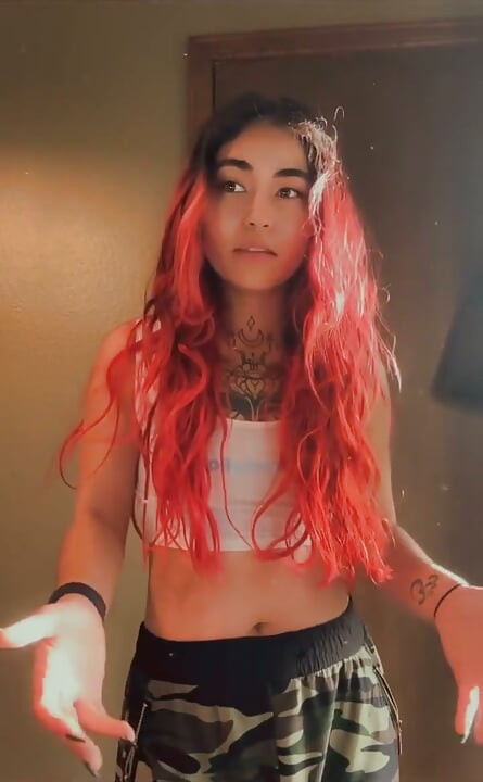 Hehehe Lil Update and Boobs!