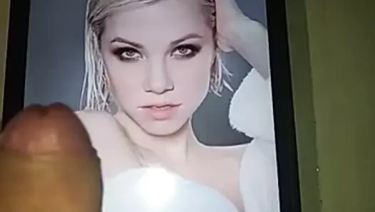 Carly rae jepsen boşalmak haraç portre