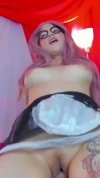 I love being a slut and filming myself riding a cock
