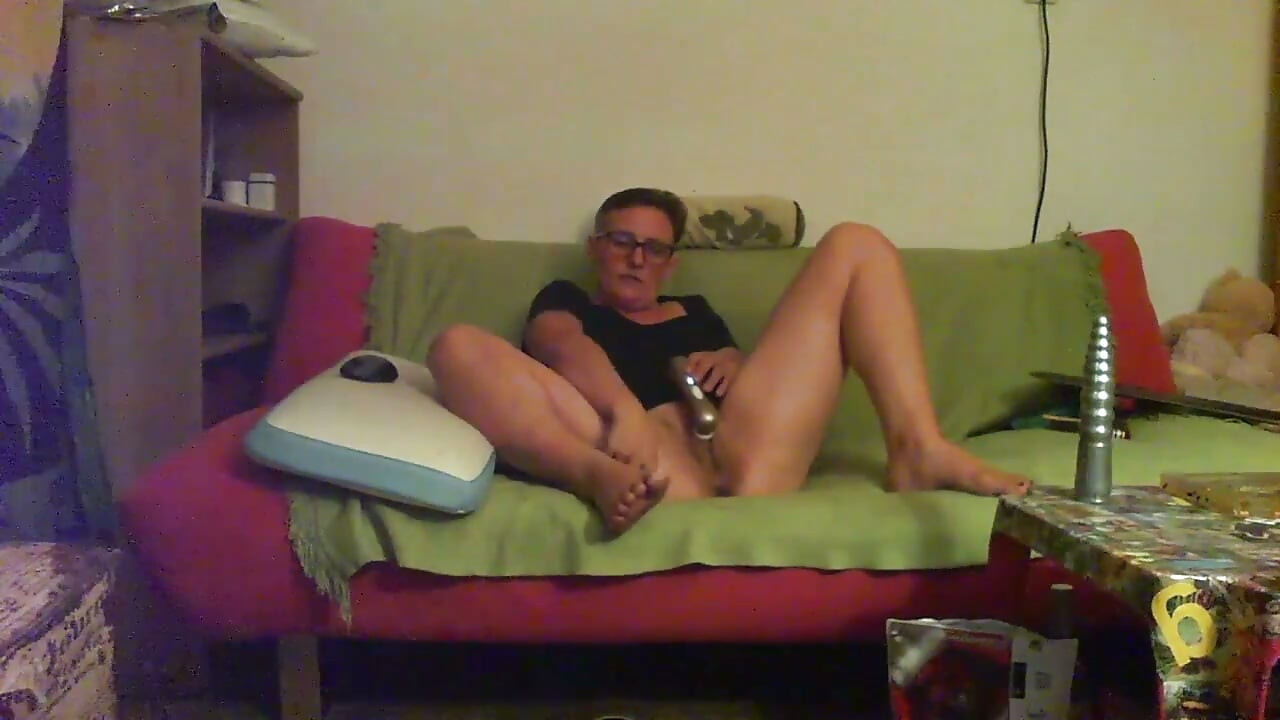 Squirting Session with Marie - a Splashy Time for Everyone!