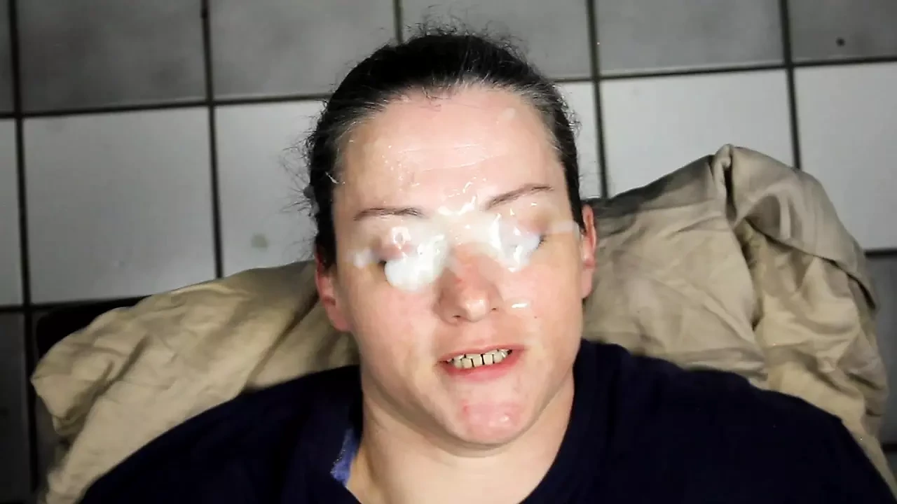 Huge Homemade facial blasting right in her eyes!!! Fixed sound