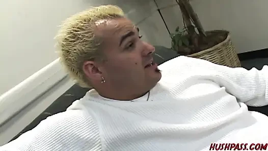 Danny Wylde nabiert sich heiÃŸen hintern milf Cassandra cruz