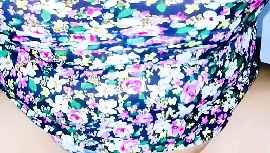 Boking Woman on the MeChat Application