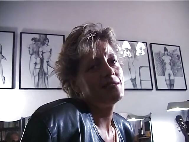 Horny MILF finger fucks her cunt and licks her fingers