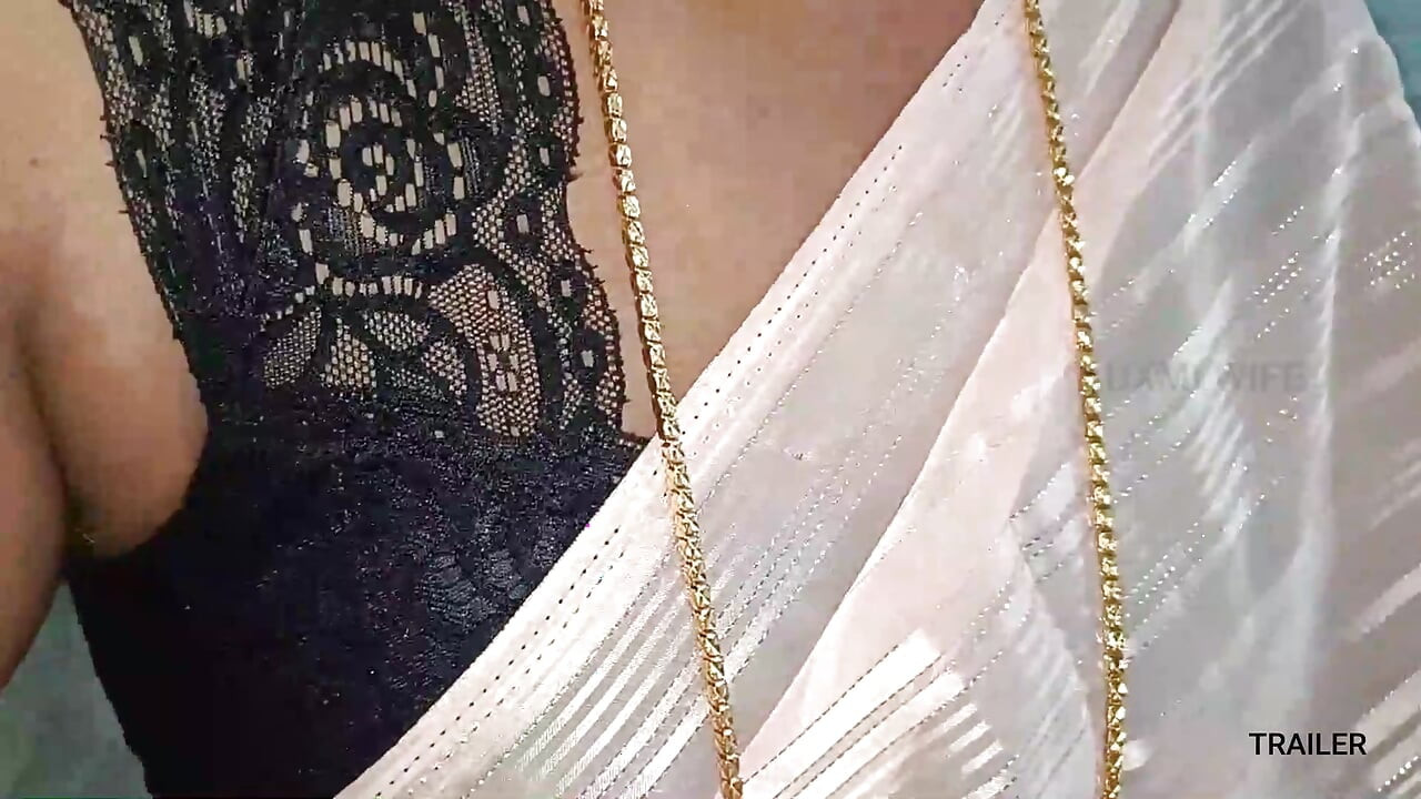 Πλήρες βίντεο: Πωλητής Saree γαμάει νοικοκυρά - σεξ στο τραπέζι