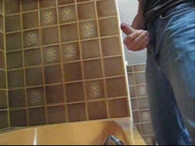 Huge cumshot