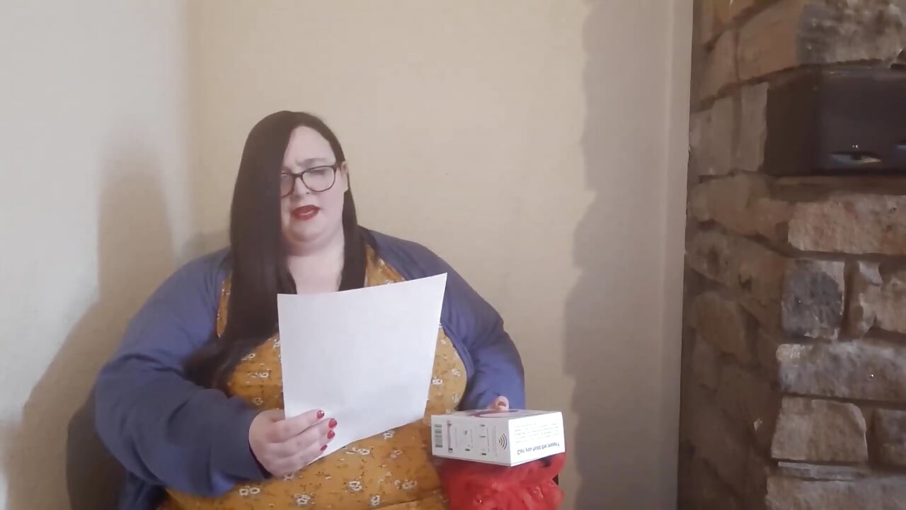 สาวตัวโคตรใหญ่สวยโดนเจ้านายทําให้อับอายในการถึงจุดสุดยอดในออฟฟิศ