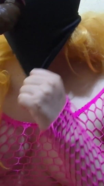 My first time Giving a Blowjob and Eating Cum with a BDSM blind mask | Clip 1