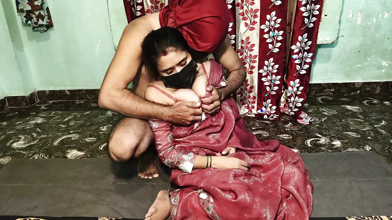 فيديو سكس هندي بملابس الساري أخت زوجة متزوجة وأخ زوج ينكحها أخ زوجها المراهق - منزلي كامل بالهندية