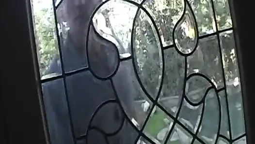 Olgun esmer orta yaşlı seksi kadın derin anal sikişiyor ve boşalıyor