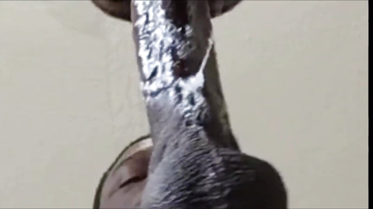 PERFECT LIPS-keeps sloppily sucking an slurping dick while it NUTS! In her mouth!!!