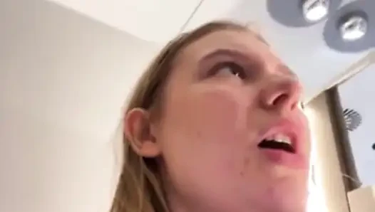 Extreme show in the changing room with jucielussie