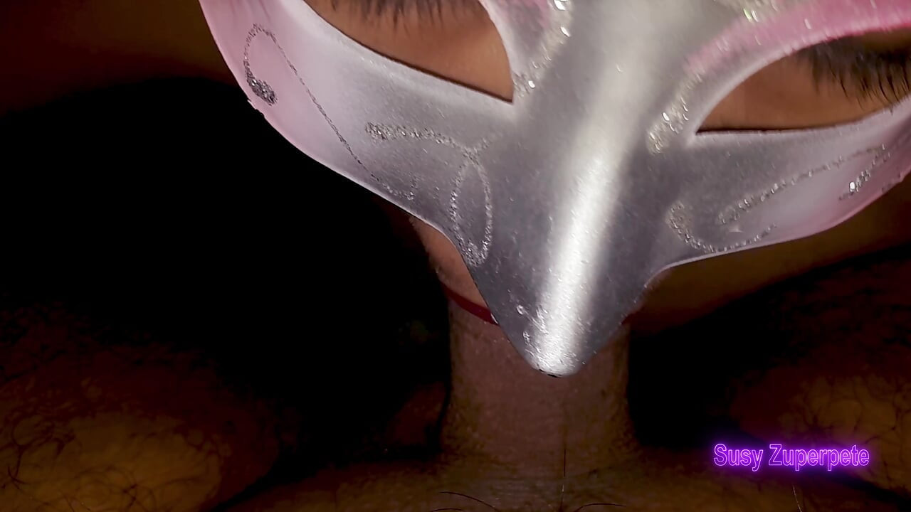 超级性感的墨西哥口交, Susi是我的淫娃继妹, 她喜欢我阴茎的味道,