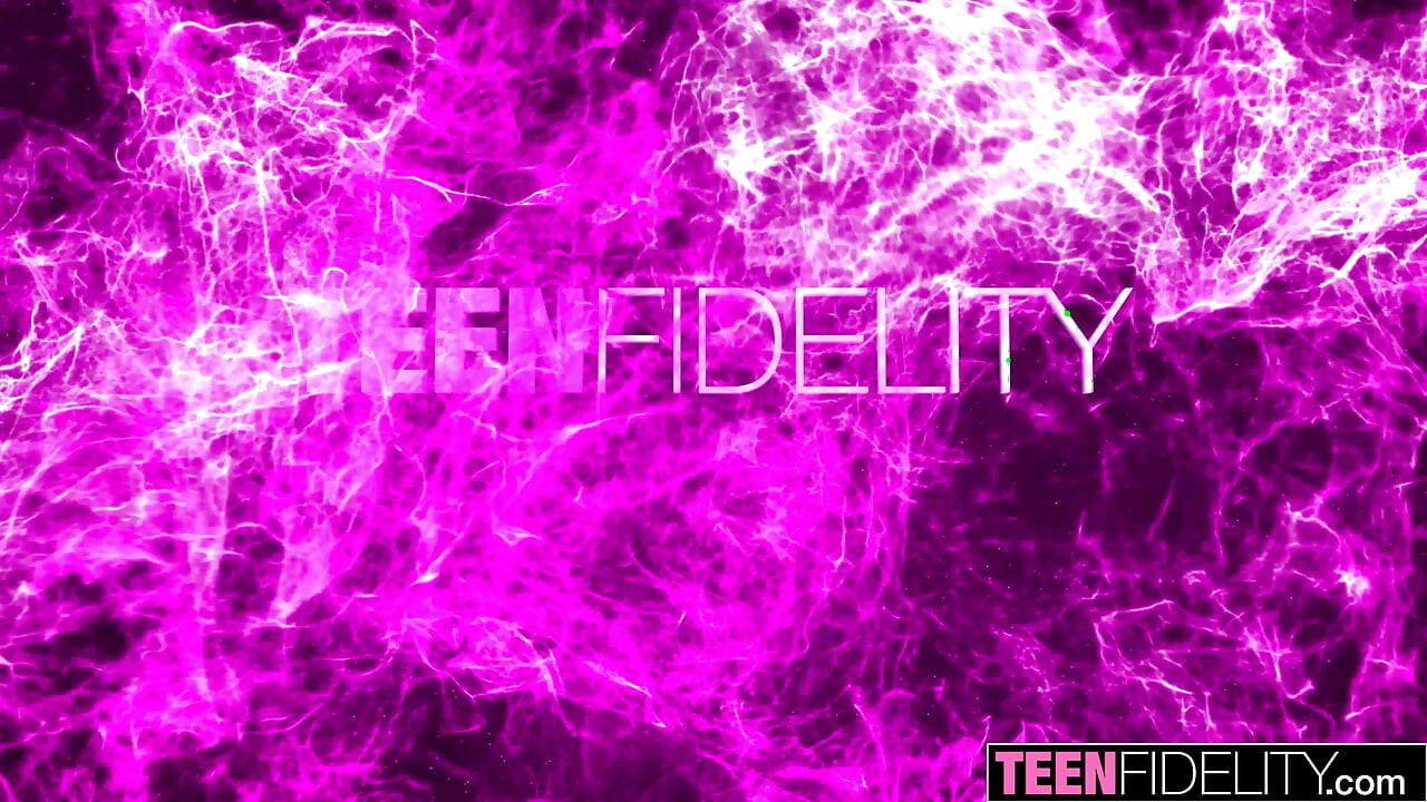 TEENFIDELITY Lila Fray spune scoate prezervativul