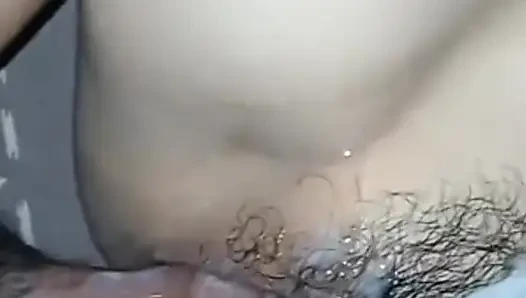Aşka gerek yok ama yine de vücudunun sıcaklığını hissediyorum