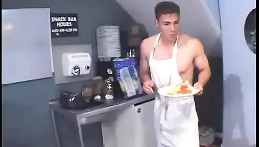 Restoraunt, eigentümer chanel Chavez, muss ihrem chef anweisungen geben