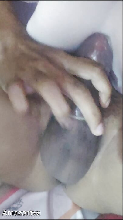 Seks dubur buatan sendiri menunggang zakar saya dengan dubur ketatnya