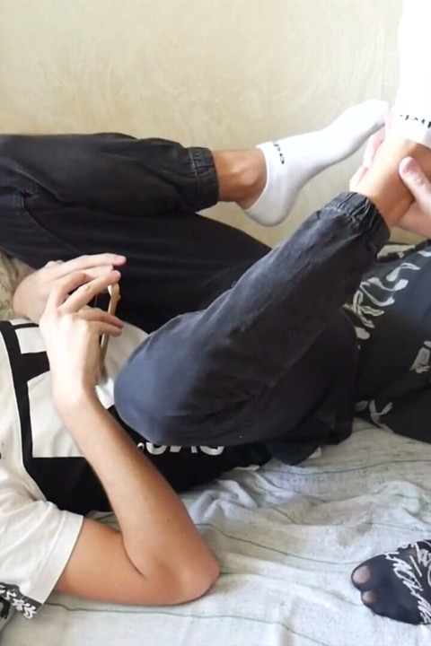 Friend Allows Me to Hump His Ass Until I Cum