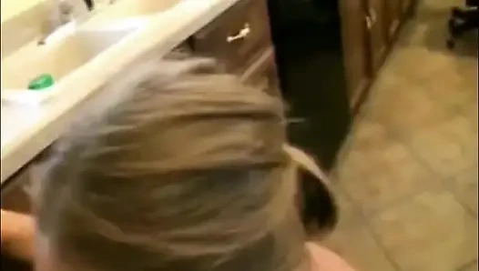 Старая толстушка Step-Nana с большими сиськами получает анальный трах