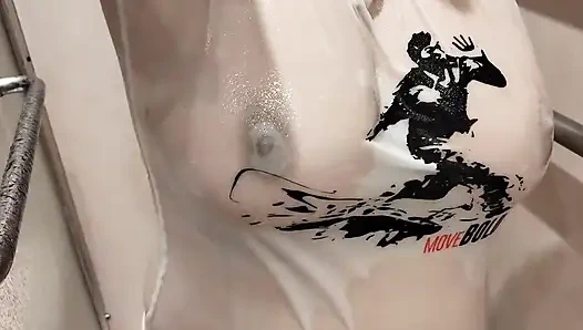 Nasses t-shirt 2